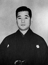 二世納富治彦